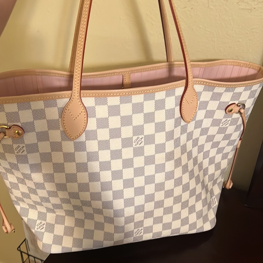 Louis Vuitton Neverfull MM